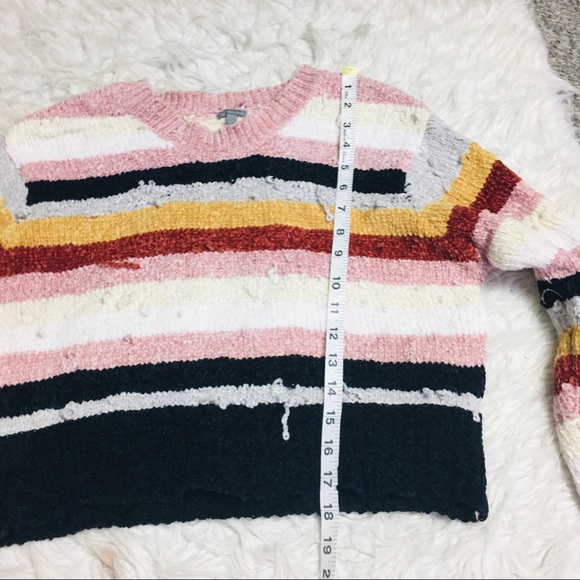 Charlotte Russe Distressed Cropped Sweater Striped Multicolor Size Large - Picture 11 of 13